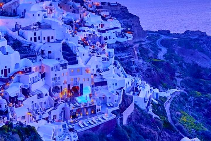 Zoey, 30 — Escort in Kontovazaina, Greece