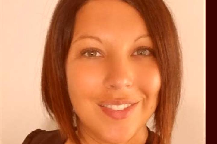 Zoey, 30 — Escort in Prahecq, France
