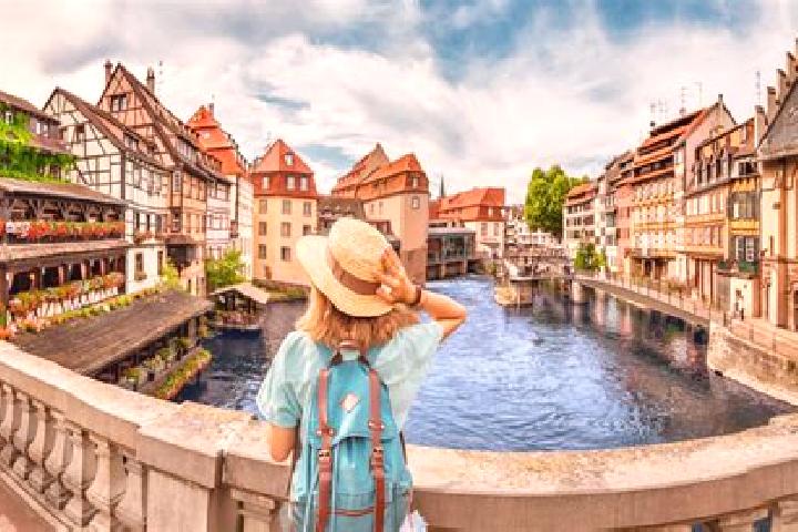 Zoey, 30 — Escort in Strasbourg, France