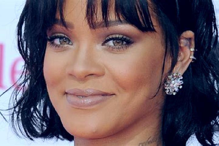 Zoey, 31, a black hazel-eyed caribbean companion based in Mavrochori. Offering CIM, Deep French Kissing, GFE. Available for incall and outcall, overnight boo...