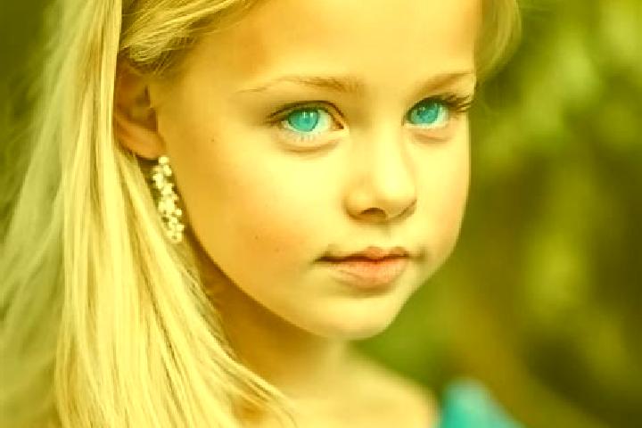 Zoey, 31, a blonde blue-eyed asian companion based in Paradies. Offering A-Level, Deep French Kissing, Girlfriend Experience, Couples. Available for incall a...