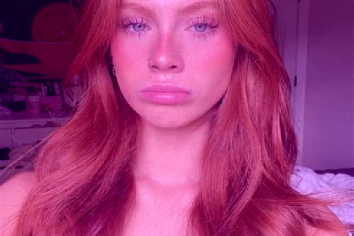 Zoey, 31, a blonde brown-eyed middle eastern companion based in Crisolita. Offering Roleplay, Domination, Tantra. Available for incall and outcall, day and e...