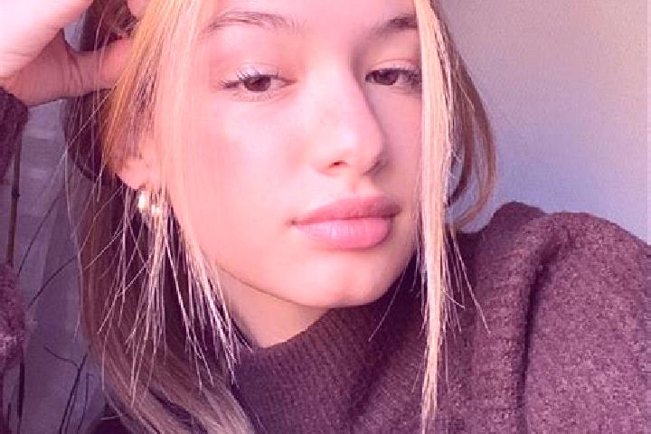 Zoey, 31, a blonde brown-eyed mixed companion based in Erpersdorf. Offering Deep French Kissing, 69, Tantra, Striptease. Available for incall and outcall, ov...