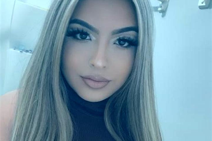 Zoey, 31, a blonde dark-eyed latina companion based in Zvishavane. Offering CIM, Dinner Date, 69, Couples. Available for incall and outcall, overnight bookin...