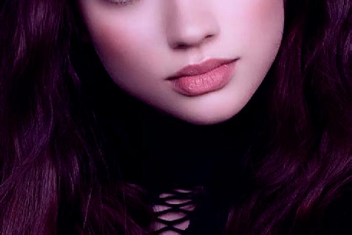 Zoey, 31, a brunette dark-eyed european companion based in Windy Hills. Offering Massage, Fetish, Dinner Date, Overnight. Available for incall and outcall, d...