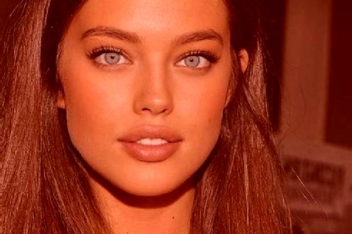 Zoey, 31, a chestnut green-eyed caucasian companion based in Zichlinek. Offering Tantra, Massage, Dinner Date, Travel Companion, GFE. Available for incall an...