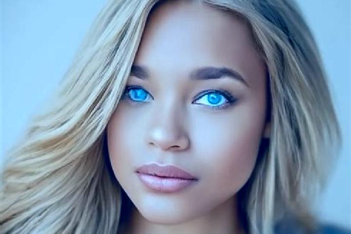 Zoey, 31, a dark blonde blue-eyed latina companion based in Avenhorn. Offering Prostate Massage, Girlfriend Experience, Dinner Date. Available for incall and...
