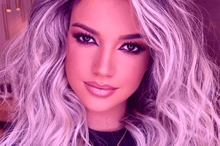 Zoey, 31, a platinum blonde brown-eyed indian companion based in Valea de Brazi. Offering 69, Roleplay, Tantra. Available for incall and outcall, overnight b...