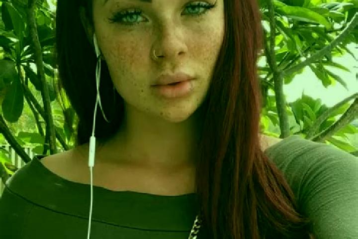Zoey, 31, a red green-eyed latina companion based in Bellevue Hill. Offering BDSM, Striptease, Deep French Kissing, Domination. Available for incall and outc...