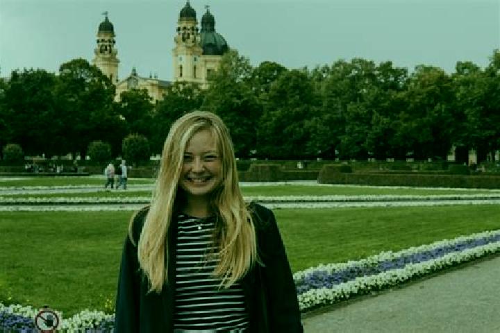 Zoey, 31 — Escort in Gablenz, Germany