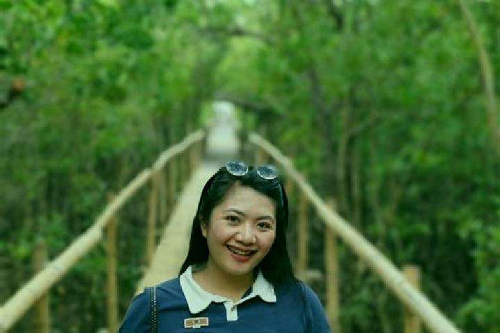 Zoey, 31 — Escort in Genang, Indonesia