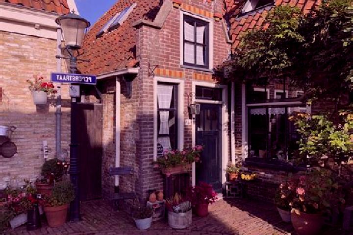 Zoey, 31 — Escort in Oosterend, Netherlands