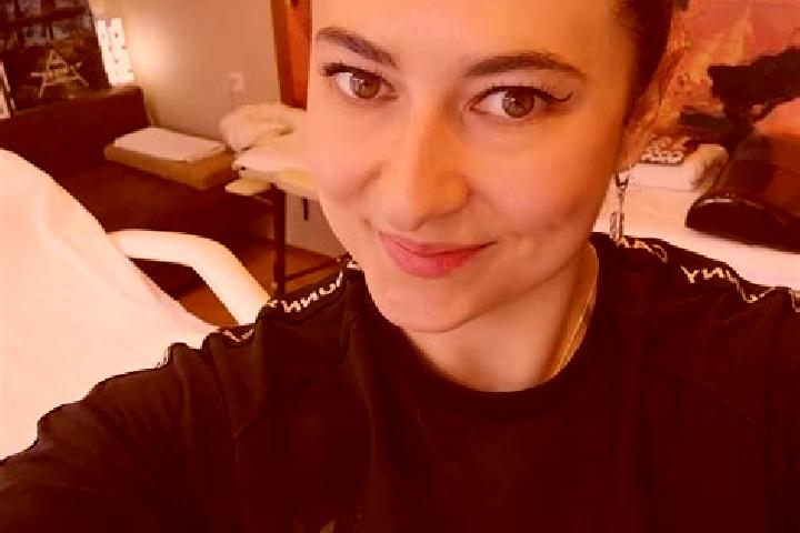 Zoey, 32, a black hazel-eyed ebony companion based in Riachao das Neves. Offering OWO, Fetish, Roleplay, Couples, Party Girl. Available for incall and outcal...