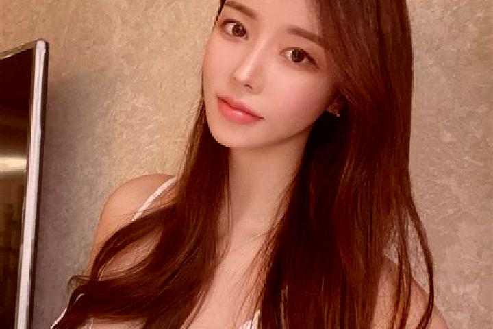 Zoey, 32 — Escort in Dalubian, China
