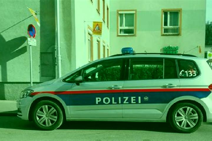 Zoey, 32 — Escort in Haiming, Germany