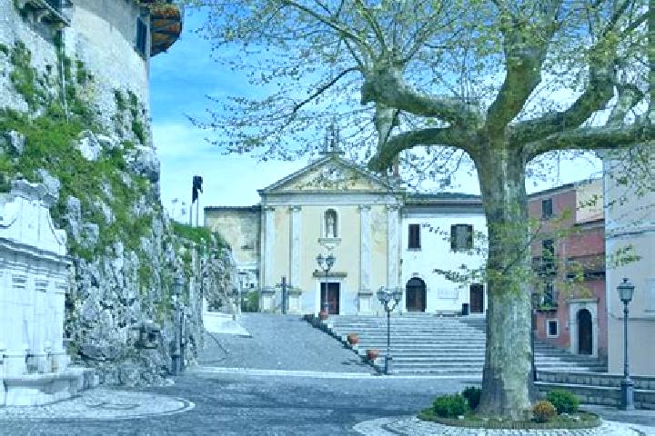 Zoey, 32 — Escort in Macchiagodena, Italy