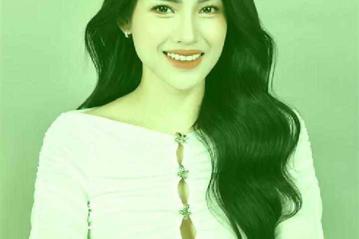 Zoey, 32 — Escort in Me Linh, Vietnam