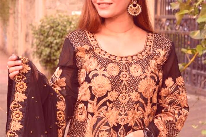 Zoey, 32 — Escort in Nurmahal, India