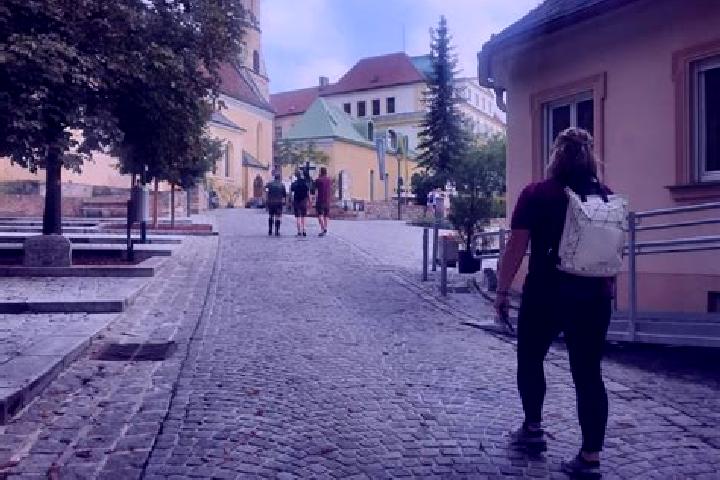 Zoey, 32 — Escort in Sankt Peter-Freienstein, Austria