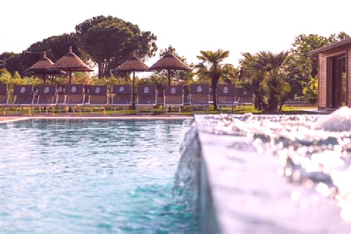 Zoey, 32 — Escort in Solarolo, Italy