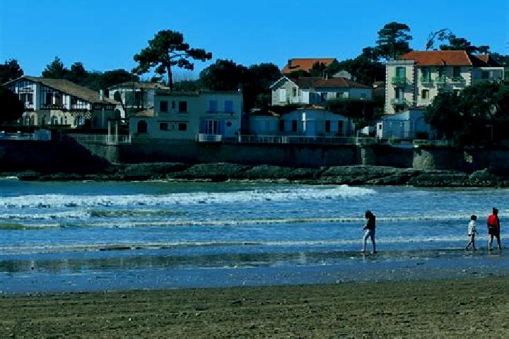 Zoey, 32 — Escort in Vaux-sur-Mer, France