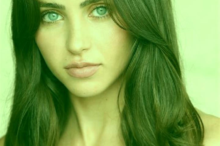 Zoey, 33, a auburn brown-eyed european companion based in Barbara. Offering OWO, GFE, Fetish, Domination. Available for incall and outcall, overnight booking...