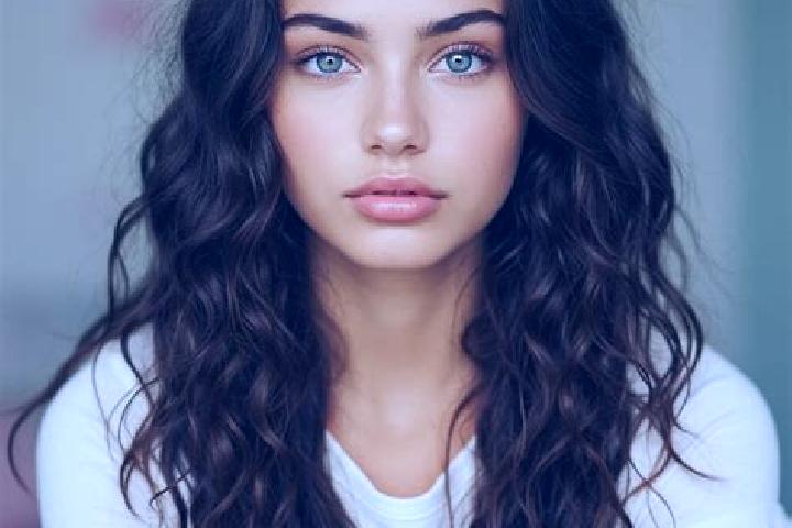 Zoey, 33, a auburn hazel-eyed mediterranean companion based in Vakhrushev. Offering Dinner Date, Tantra, A-Level, CIM. Available for incall and outcall, day ...
