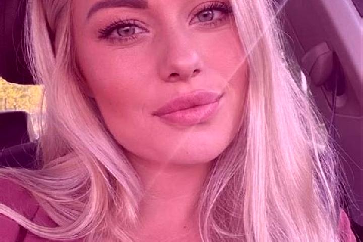 Zoey, 33, a blonde hazel-eyed slavic companion based in Erpfendorf. Offering Massage, BDSM, Prostate Massage, A-Level. Available for incall and outcall, over...