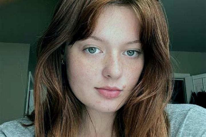 Zoey, 33, a chestnut blue-eyed indian companion based in Calzada de Don Diego. Offering CIM, A-Level, 69. Available for incall and outcall, day and evening d...