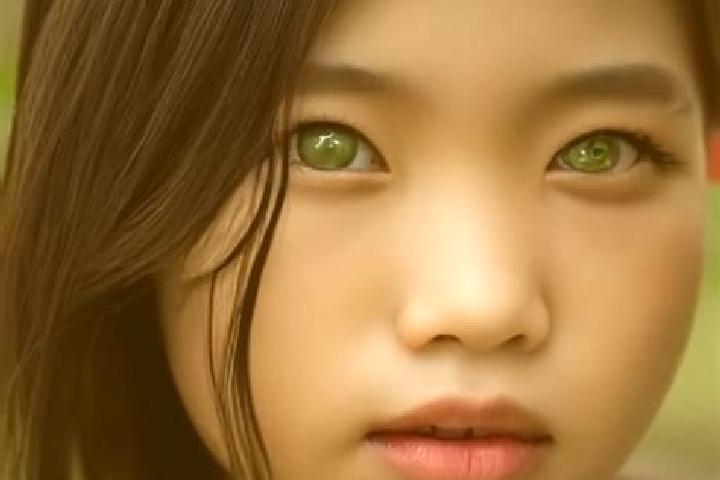 Zoey, 33, a dark blonde green-eyed asian companion based in Sasbach. Offering Couples, Party Girl, Fetish. Available for incall and outcall, overnight bookin...