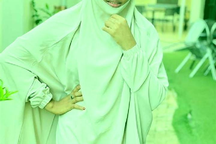 Zoey, 33 — Escort in Bayt Ummar, Palestine
