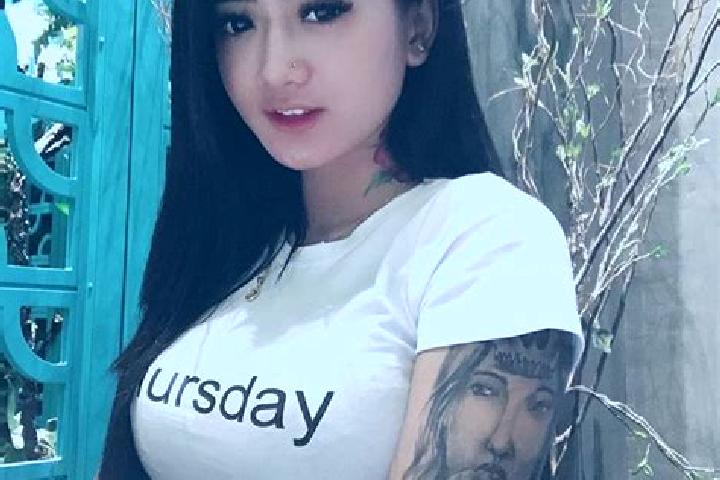 Zoey, 33 — Escort in Htein Hnit Pin, Myanmar