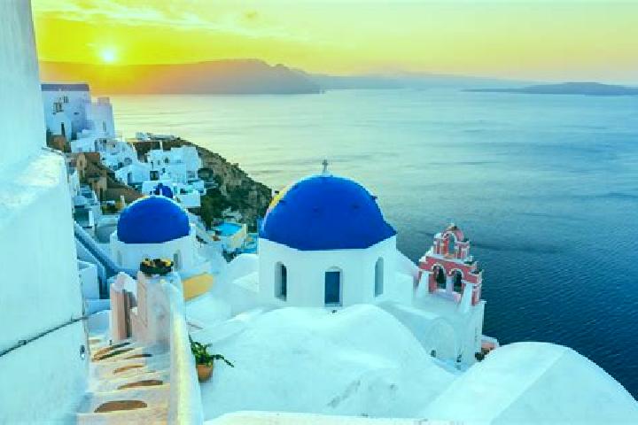Zoey, 33 — Escort in Krikellos, Greece