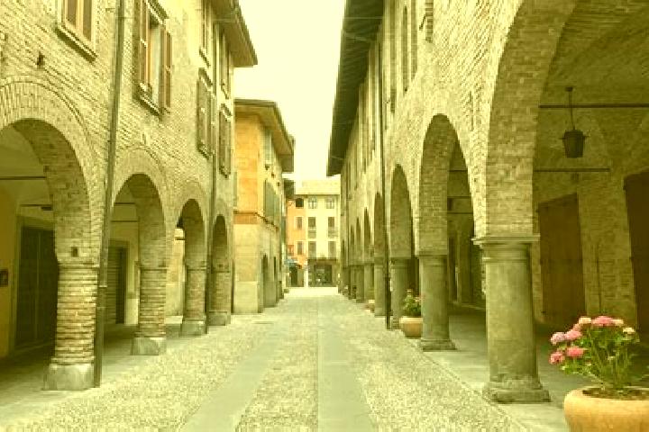Zoey, 33 — Escort in Romano di Lombardia, Italy