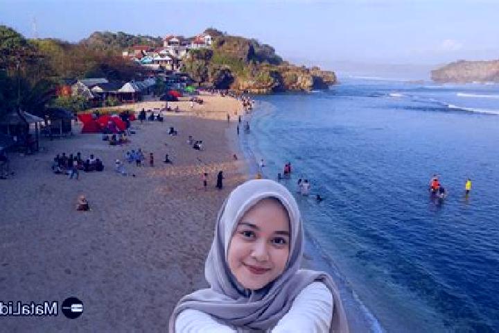 Zoey, 33 — Escort in Salem Kidul, Indonesia