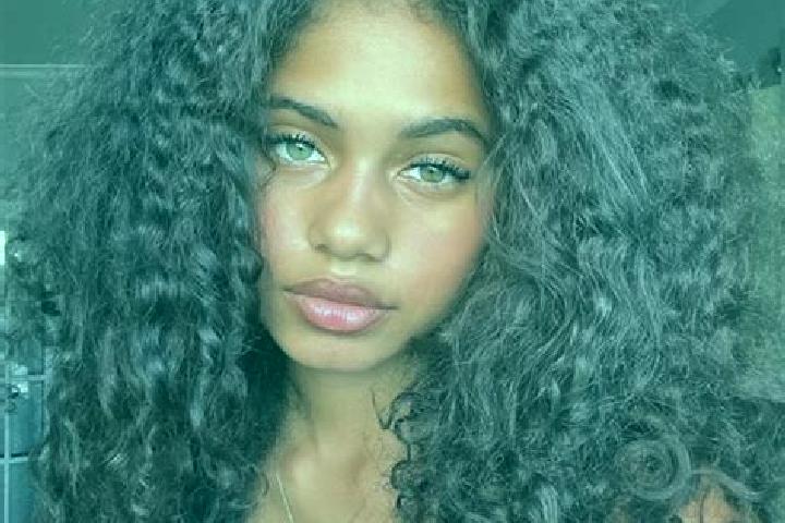 Zoey, 34, a auburn blue-eyed ebony companion based in Latsari. Offering Girlfriend Experience, Roleplay, OWO, Duos, A-Level. Available for incall and outcall...