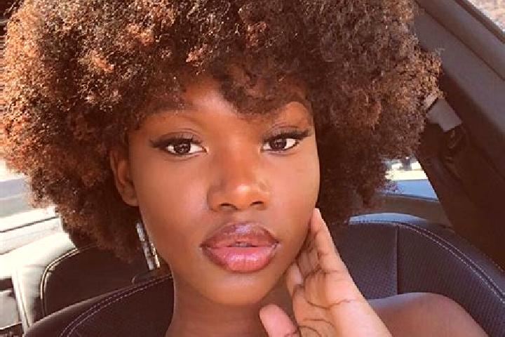 Zoey, 34, a black dark-eyed ebony companion based in Le Croisty. Offering 69, Massage, BDSM. Available for incall and outcall, day and evening dates.