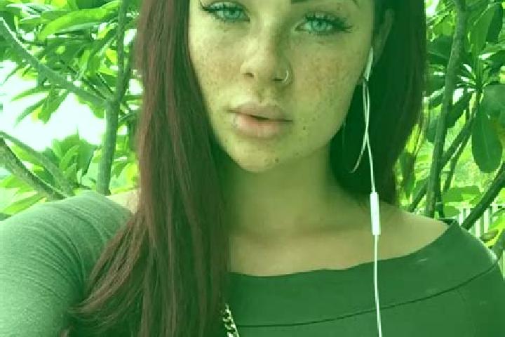 Zoey, 34, a chestnut green-eyed latina companion based in San Pietro Clarenza. Offering Dinner Date, Duos, BDSM, Fetish. Available for incall and outcall, da...