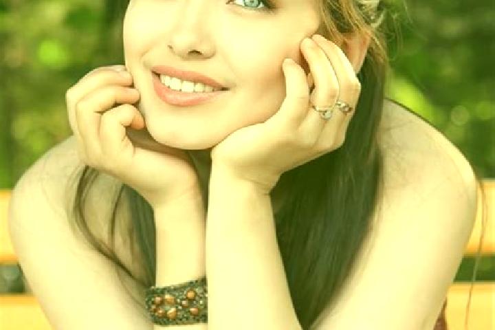 Zoey, 34, a red blue-eyed asian companion based in Tetaf. Offering Roleplay, 69, Party Girl, Striptease. Available for incall and outcall, day and evening da...