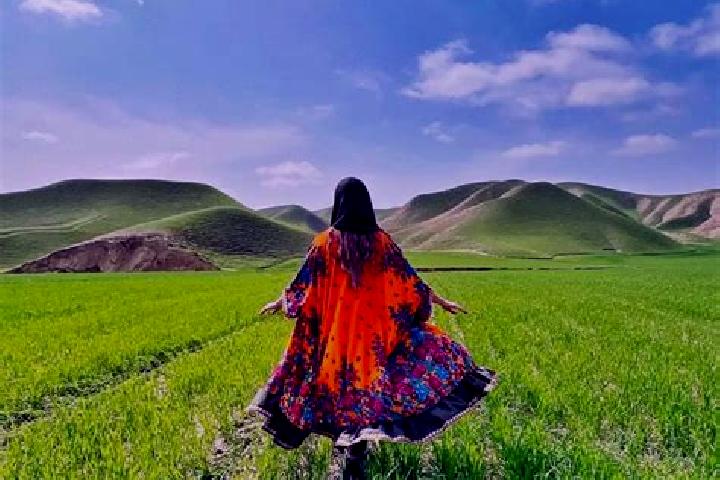 Zoey, 34 — Escort in Banu Sahra, Iran