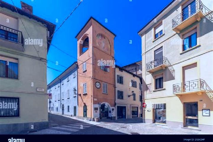 Zoey, 34 — Escort in Chiusa di Pesio, Italy