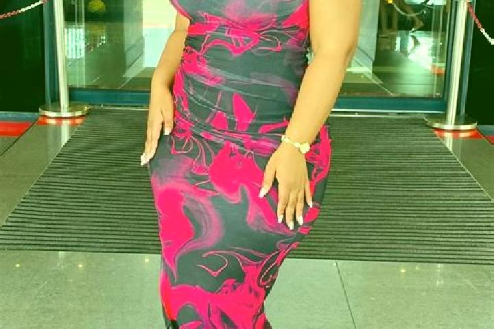 Zoey, 34 — Escort in Dundee, South Africa