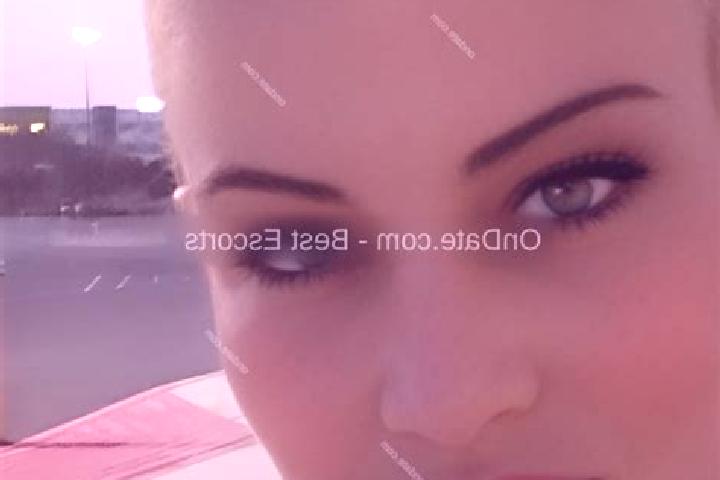 Zoey, 34 — Escort in Kuragino, Russia