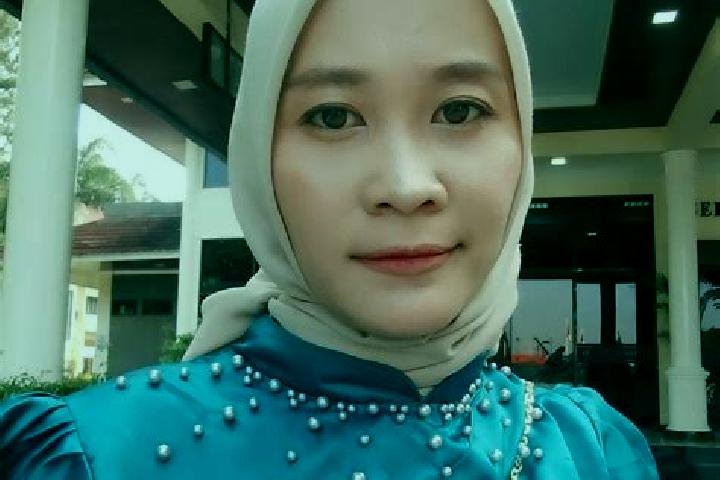 Zoey, 34 — Escort in Mojo Wetan, Indonesia