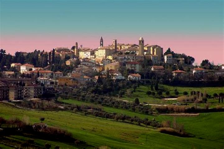 Zoey, 34 — Escort in Monsano, Italy
