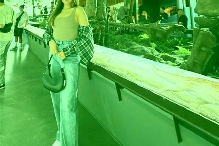 Zoey, 34 — Escort in Nalus, Philippines