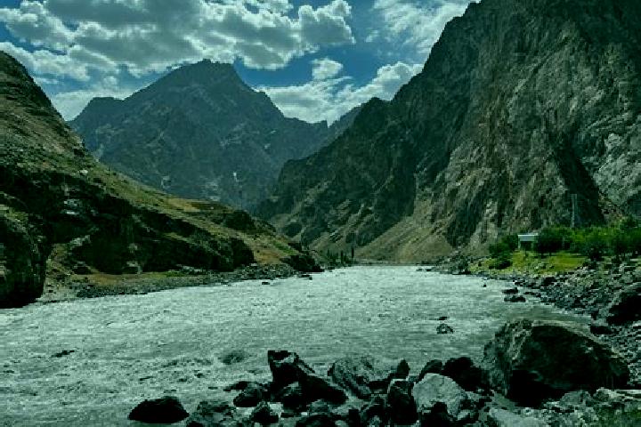 Zoey, 34 — Escort in Panj, Tajikistan