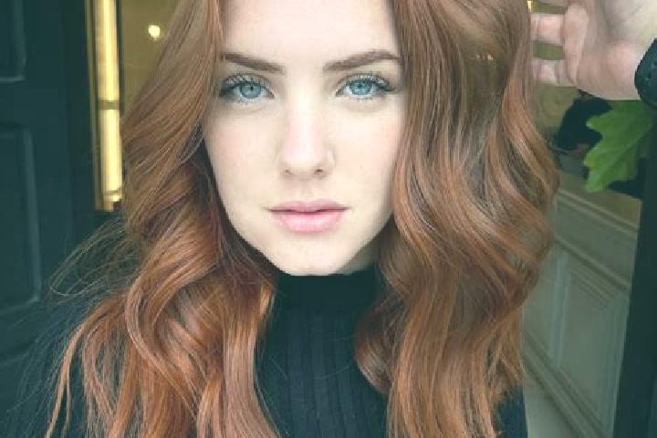 Zoey, 35, a auburn blue-eyed mediterranean companion based in Bikramganj. Offering CIM, 69, Couples. Available for incall and outcall, day and evening dates.