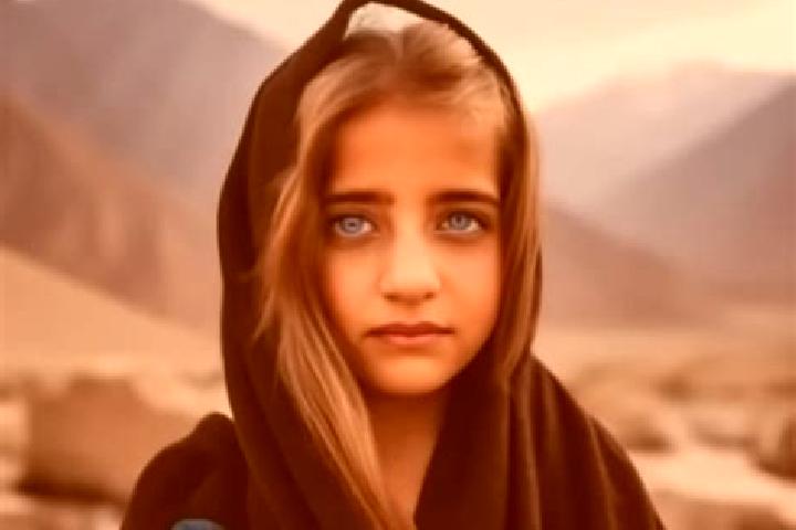 Zoey, 35, a auburn blue-eyed middle eastern companion based in Savigny-le-Temple. Offering CIM, Girlfriend Experience. Available for incall and outcall, day ...