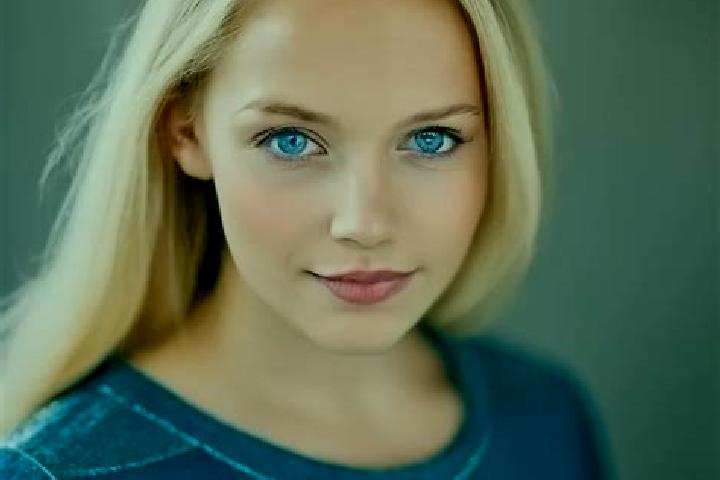 Zoey, 35, a blonde blue-eyed caribbean companion based in Cristelo. Offering Domination, Travel Companion, Erotic Massage, Duos. Available for incall and out...